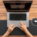 The Benefits of Using an Earthing Mat While Working