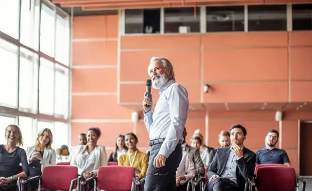 Why Motivational Speakers Are Essential for Building a Resilient Company Culture