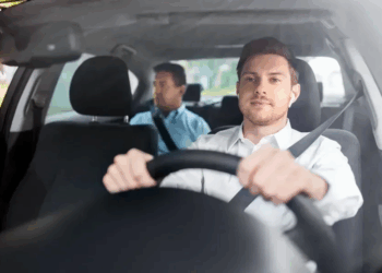 A Complete Risk Management Guide for PCO Drivers in London