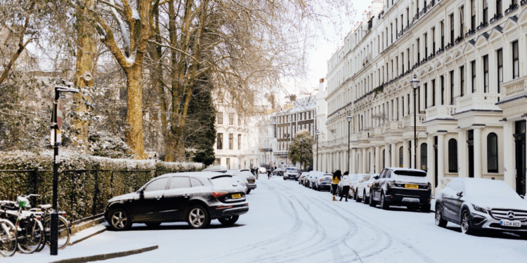 Essential Winter Maintenance Guide for Landlords