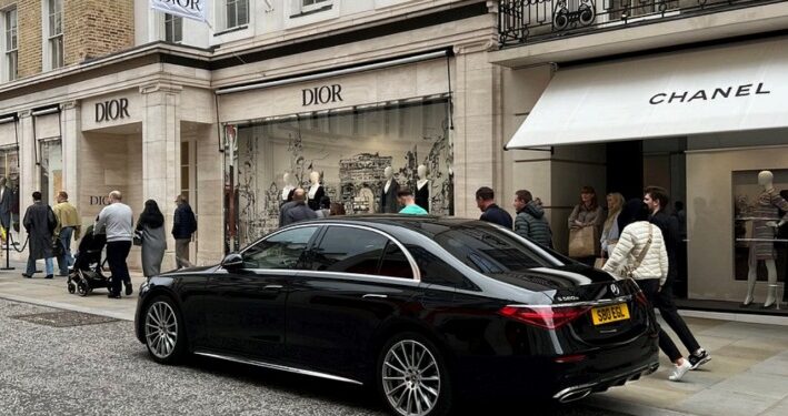 Redefining Airport Travel: How SKY BRIDGE CARS Are Solving Congestion at London Airports