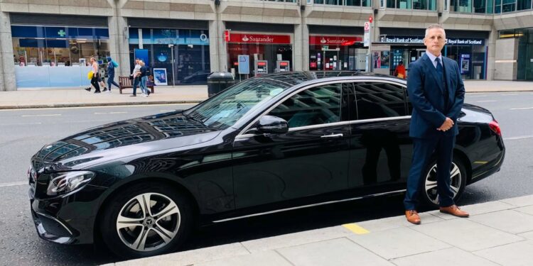Cheapest Taxi from Heathrow Your Guide to Budget-Friendly Airport Transfers