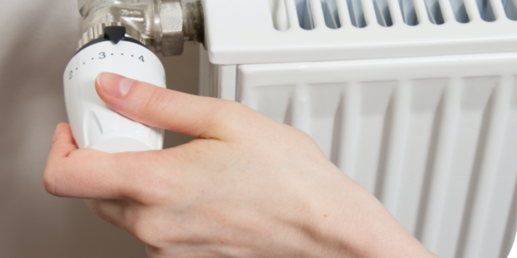 How to Identify Early Signs of Radiator Problems in Home Heating Systems