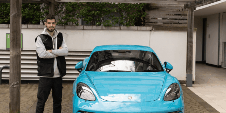 No Lines, No Travel: The Rise of Mobile Car Washing in London