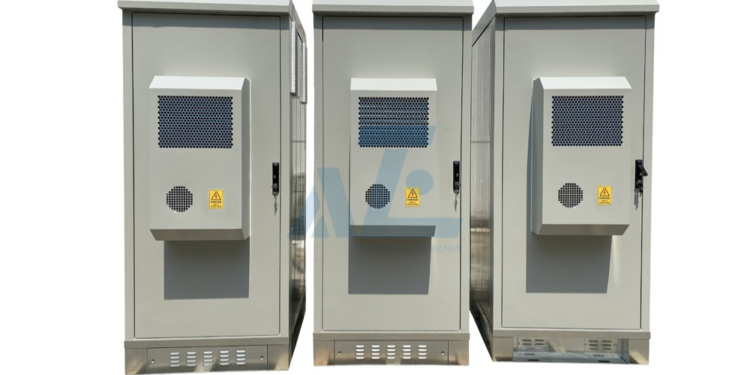 Choosing the Right Battery Cabinet and Power Distribution Cabinet for Outdoor Installations