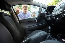 Auto Lockout Service: Fast and Reliable Help